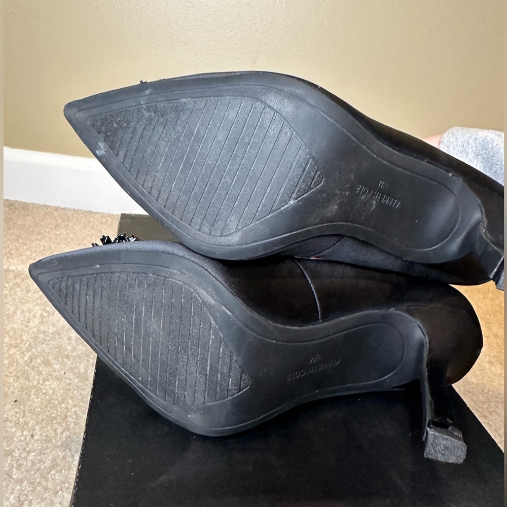 KENNETH COLE Romi Stardust Pointed Toe Pump - Picture 5 of 8